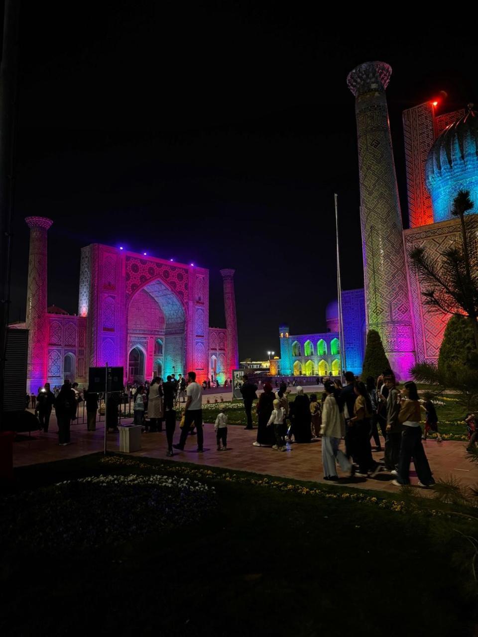 Registan Palace Samarkand Exterior photo
